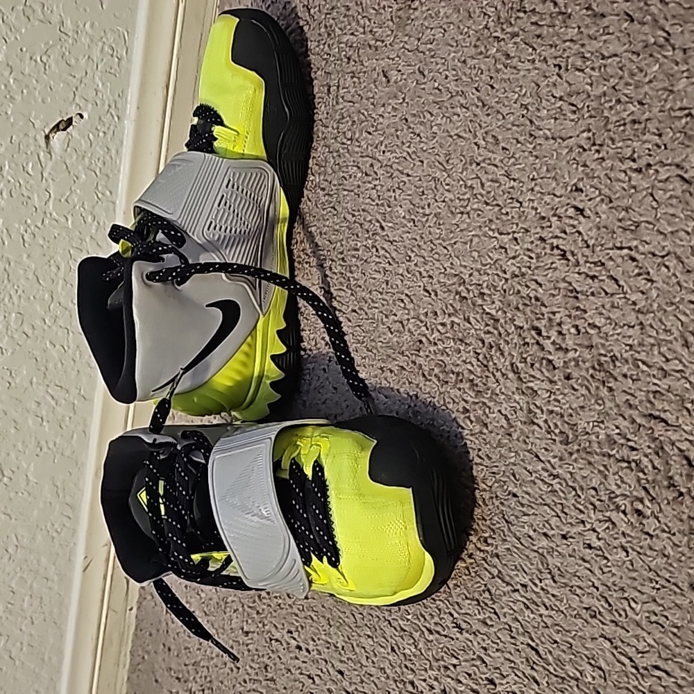 Kyrie 6